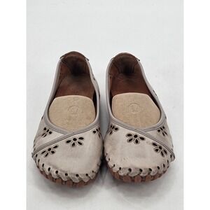 Volks Walker 1232 Floral Perforated Leather BALLET FLAT Size 38